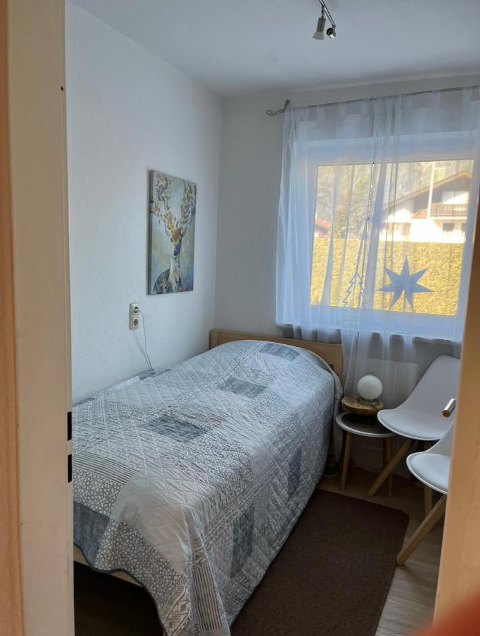 Maisonette Apartment Dhh Zugspitzblick Mit Eigenem Garten Garmisch-Partenkirchen Exterior photo